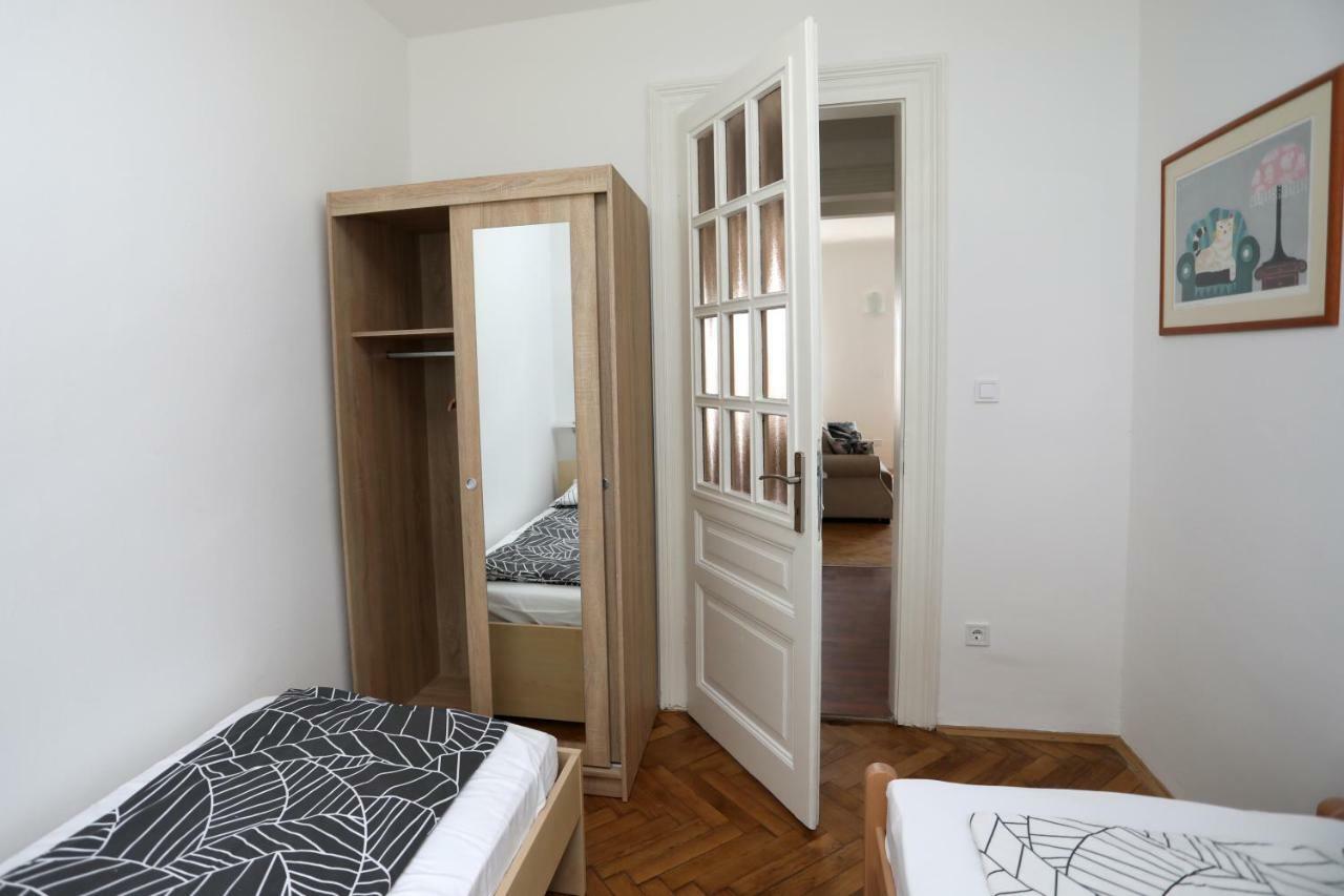 Appartamento Apartman Cinkopan Pola Esterno foto